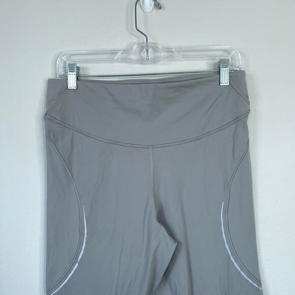 LULULEMON Base Pace High-Rise Reflective Crop 23" Gull Grey Size 12 Athletic Run - Picture 4 of 9